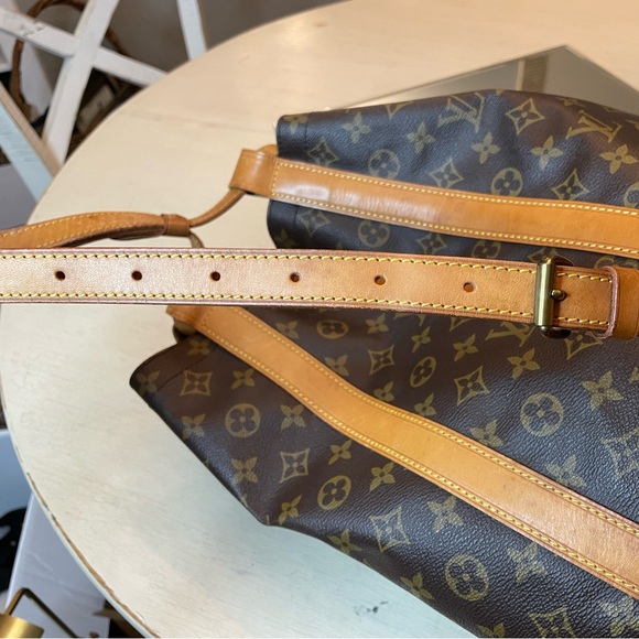 Louis Vuitton monogram Radonnee GM bucket bag - Picture 6 of 12